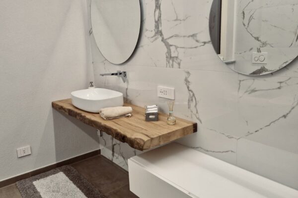 Bagno (3) Bagno (3)